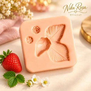 Molde de silicone de morango com folhas e flores Nika Rosa Oficial